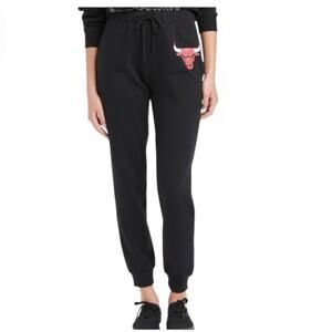 Hybrid Apparel Black Chicago
Bulls Jogging Pants
